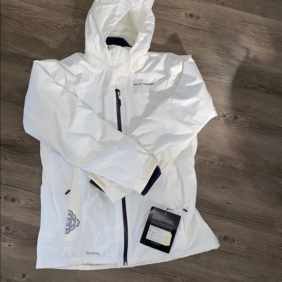 Helly Hansen Jackets & Blazers - Helly Hansen. 3-1 jacket.